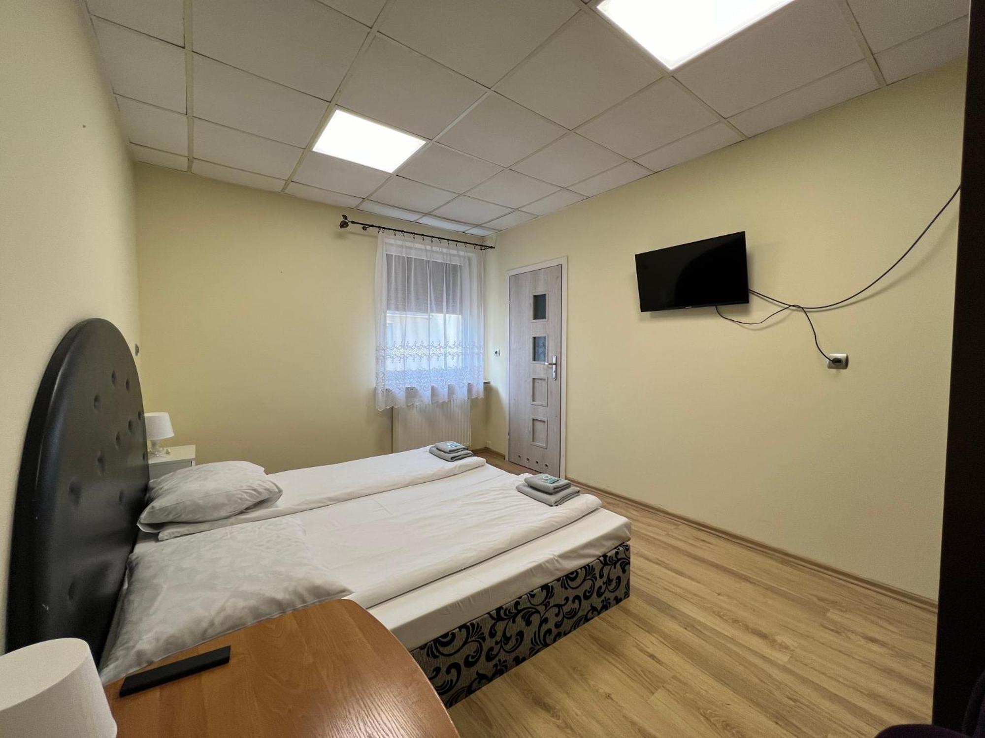 Etna - Hostel -Noclegi Rzeszów Eksteriør bilde