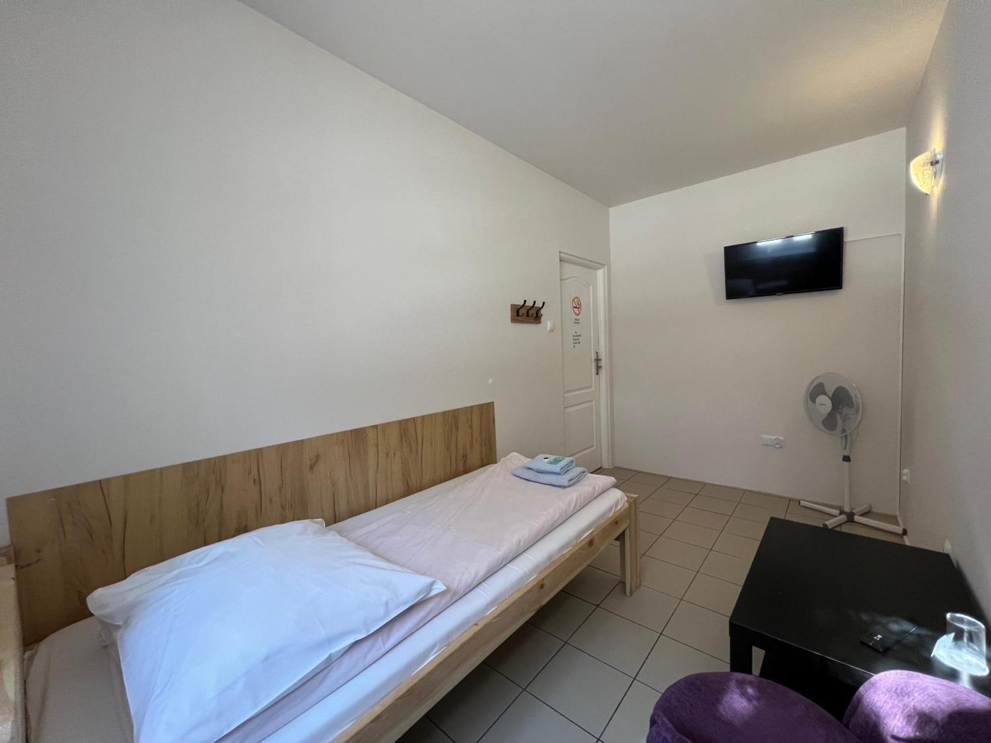 Etna - Hostel -Noclegi Rzeszów Eksteriør bilde