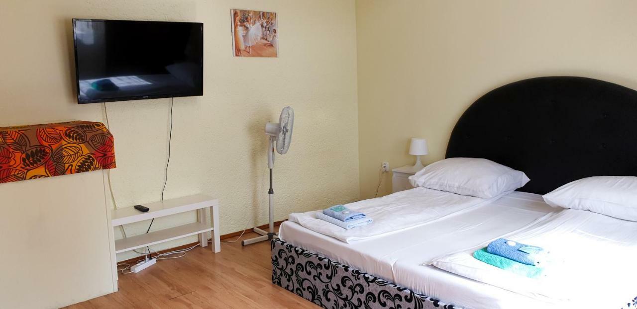 Etna - Hostel -Noclegi Rzeszów Eksteriør bilde
