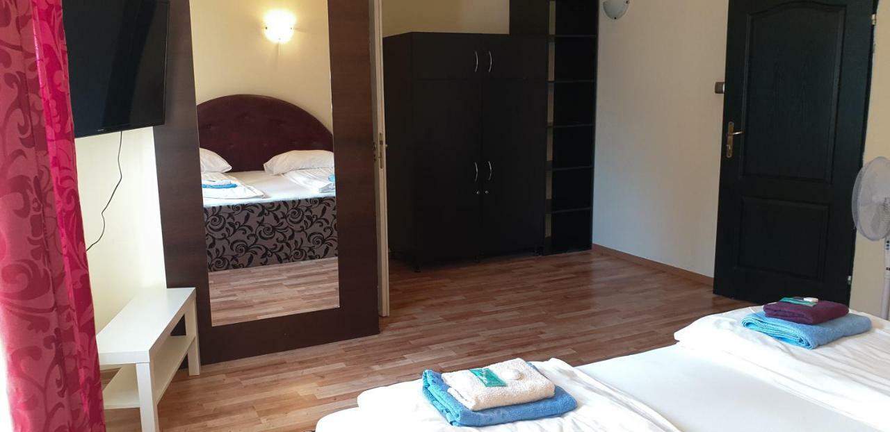 Etna - Hostel -Noclegi Rzeszów Eksteriør bilde